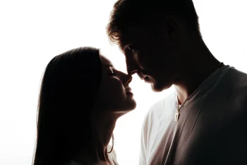 Studyjna sesja narzeczeńska Patrycja i Patryk