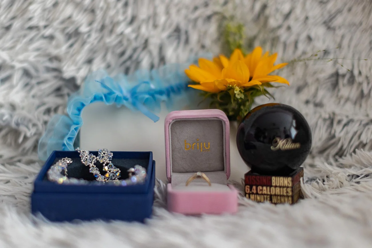 Damskie dodatki ślubne