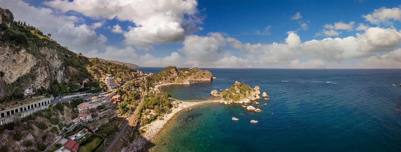 Isola Bella z drona panorama