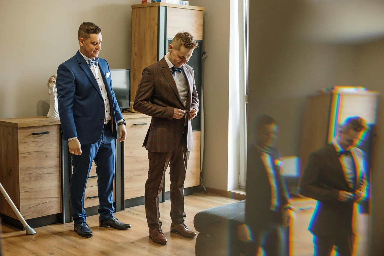 Przygotowania w domu młodego