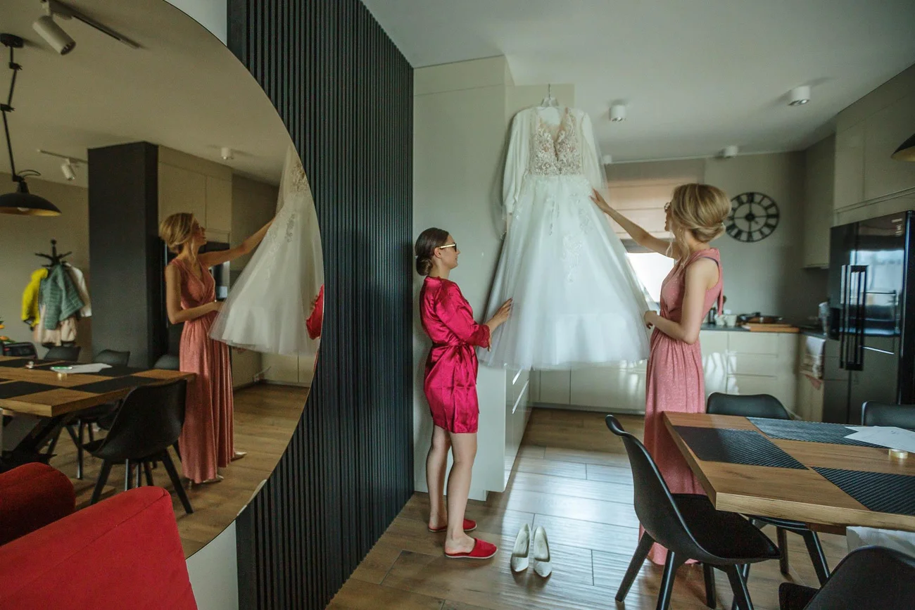 Pani młoda i świadkowa