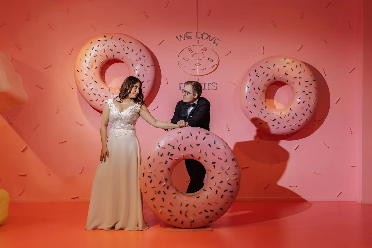 Sesja ślubna z pączkami