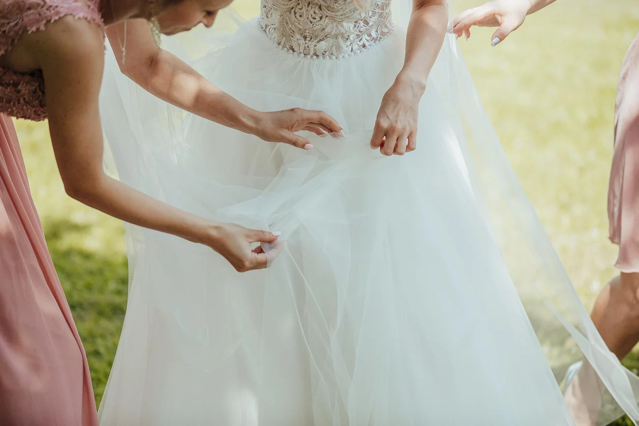 Poprawki pani młodej