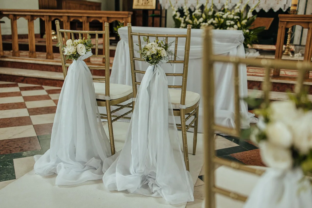 ozdoby ślubne w kościele