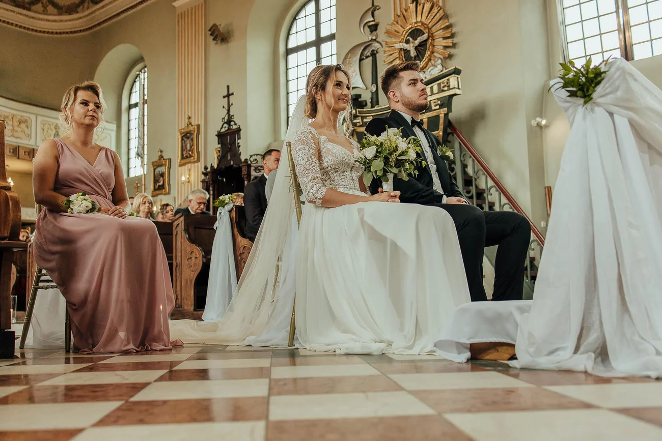 Para młoda podczas ceremonii