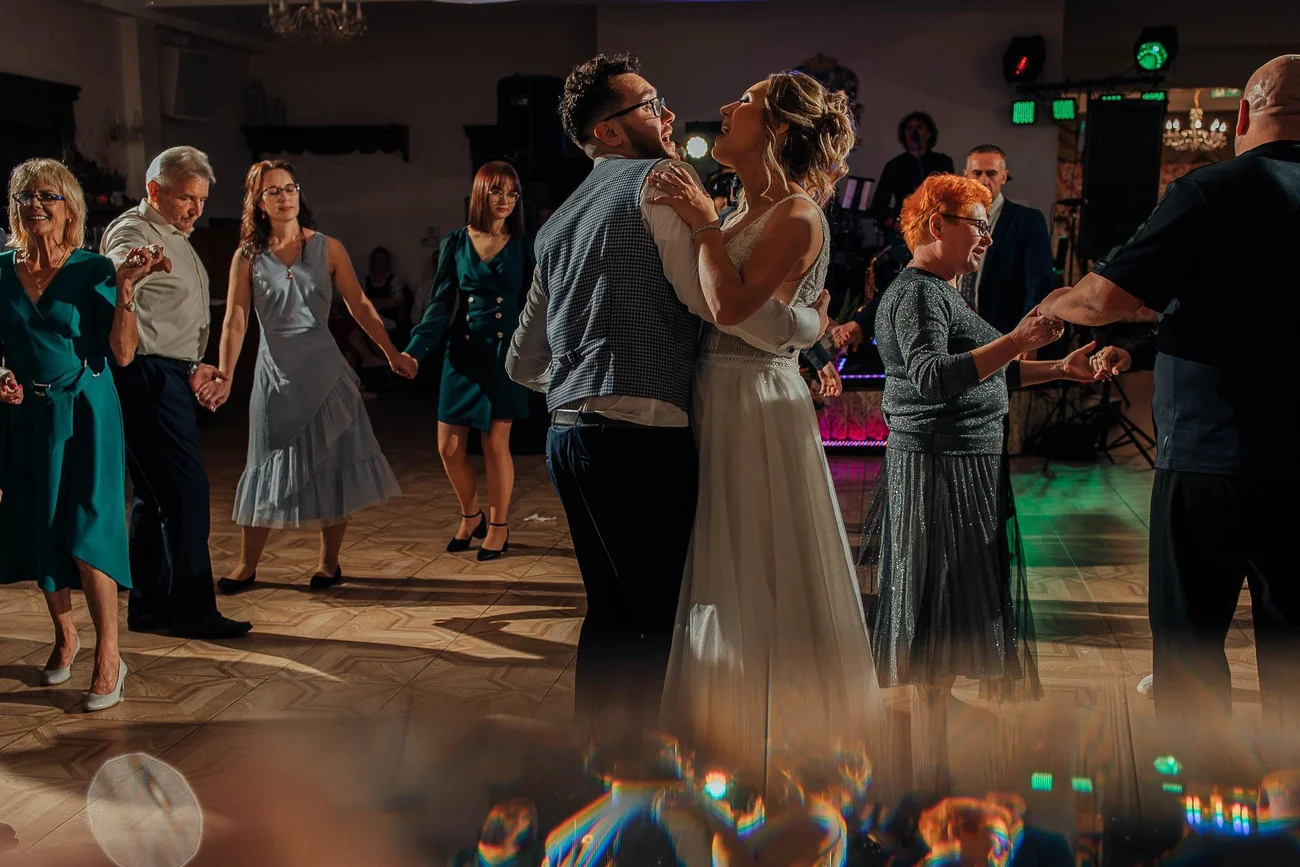 portret pary młodej na weselu