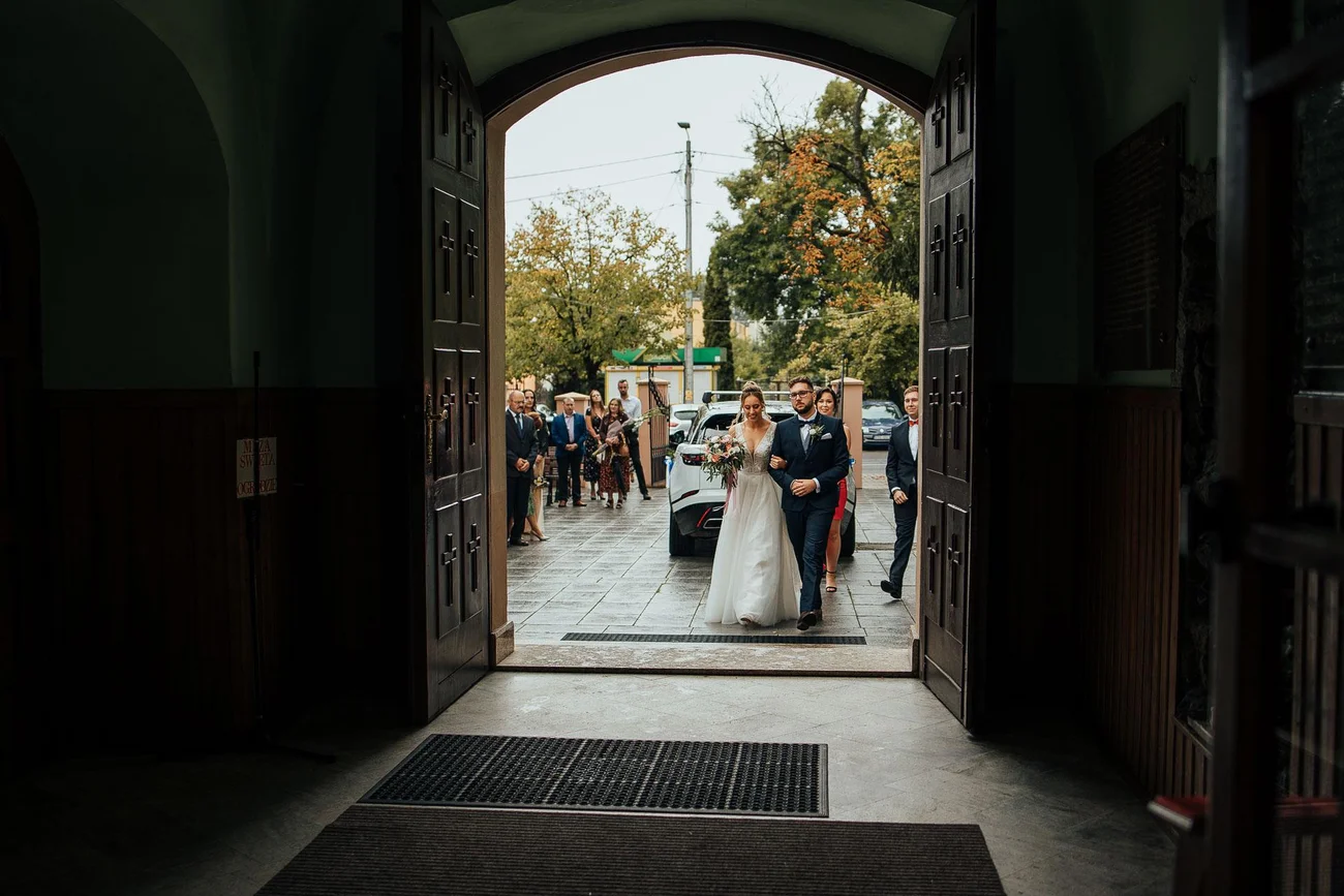 wejście do kościoła