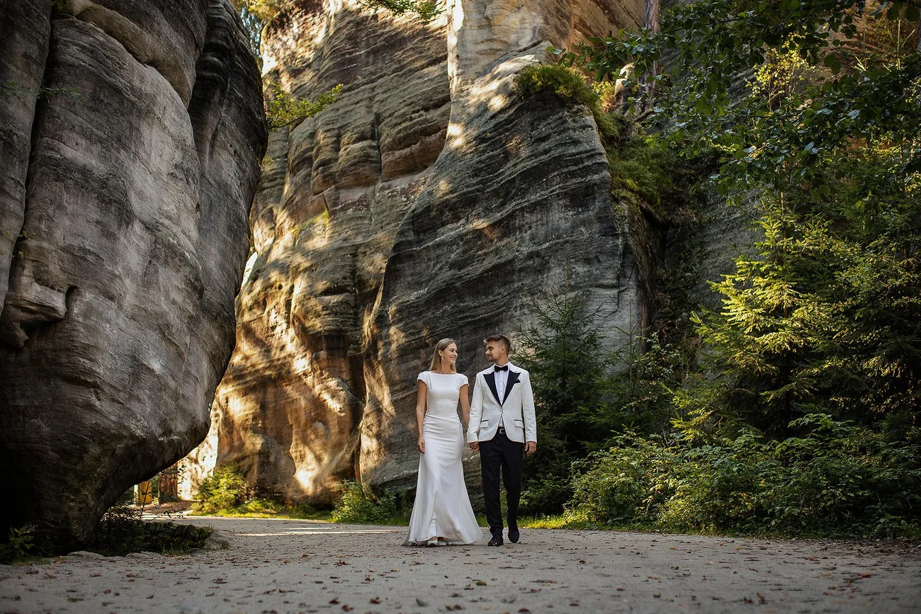 Wędrówka po malowniczych terenach Adršpach