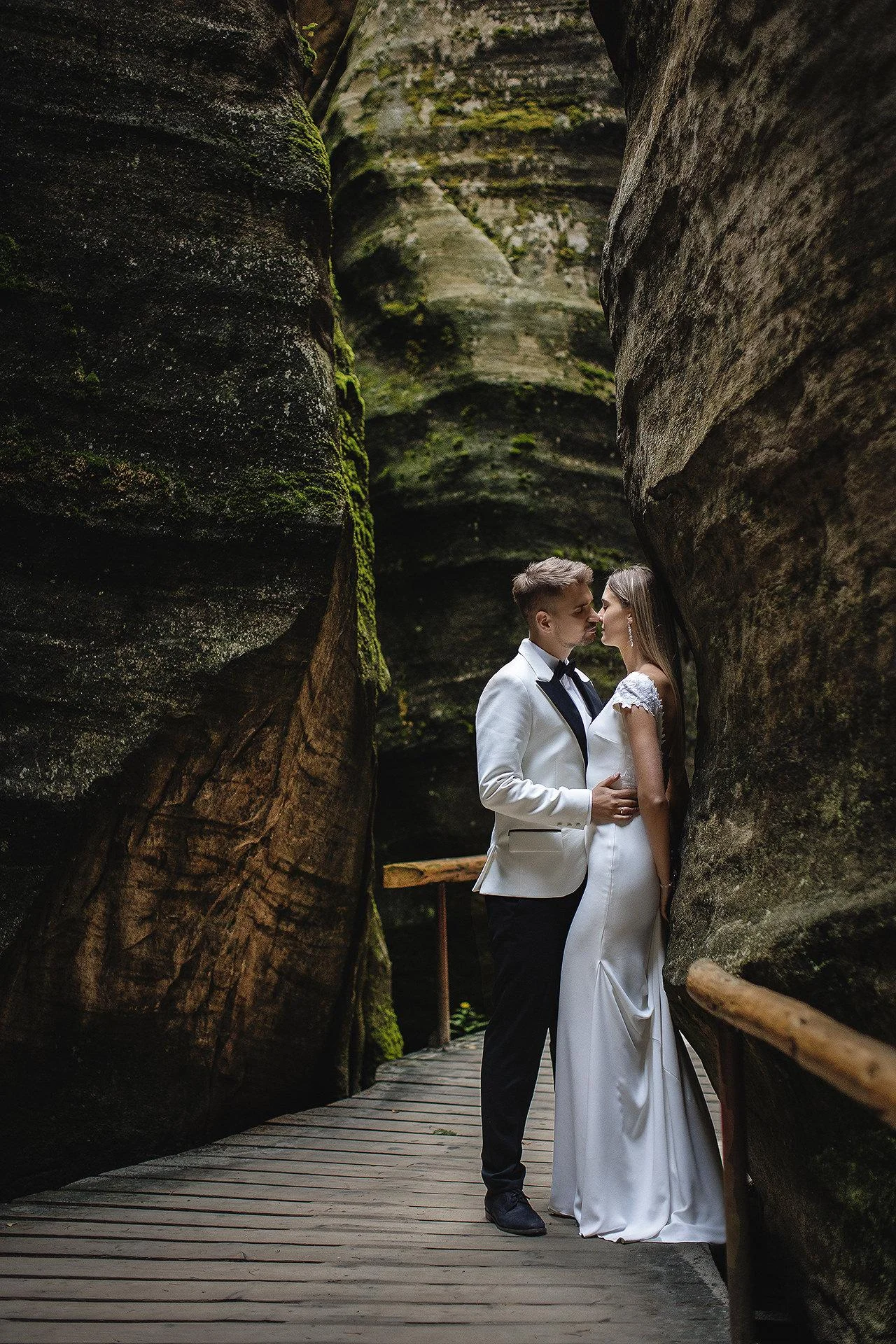 Sesja plenerowa Klaudii i Adriana w Adršpach