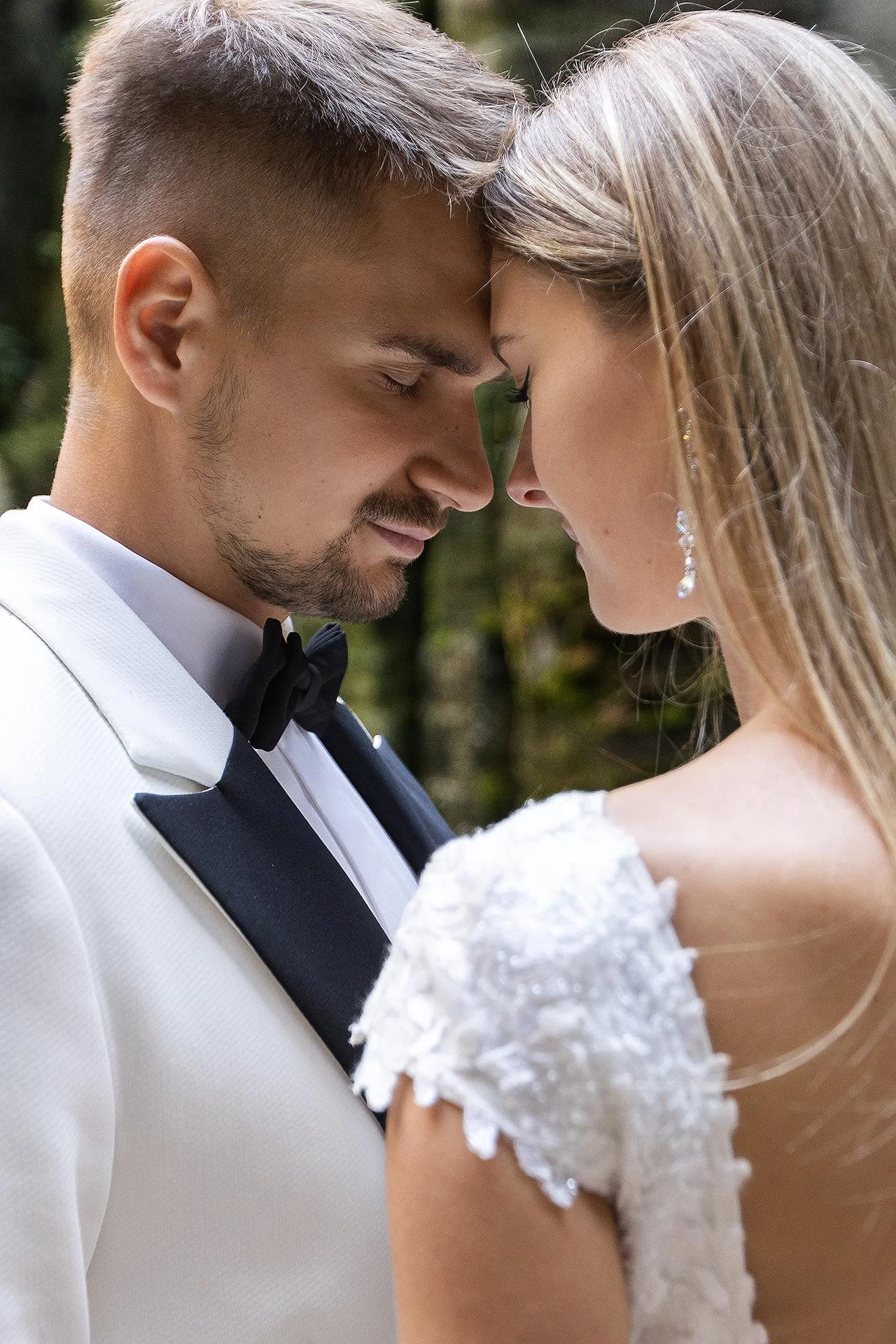 Plener ślubny w Adršpach, pełen uczuć i romantyzmu