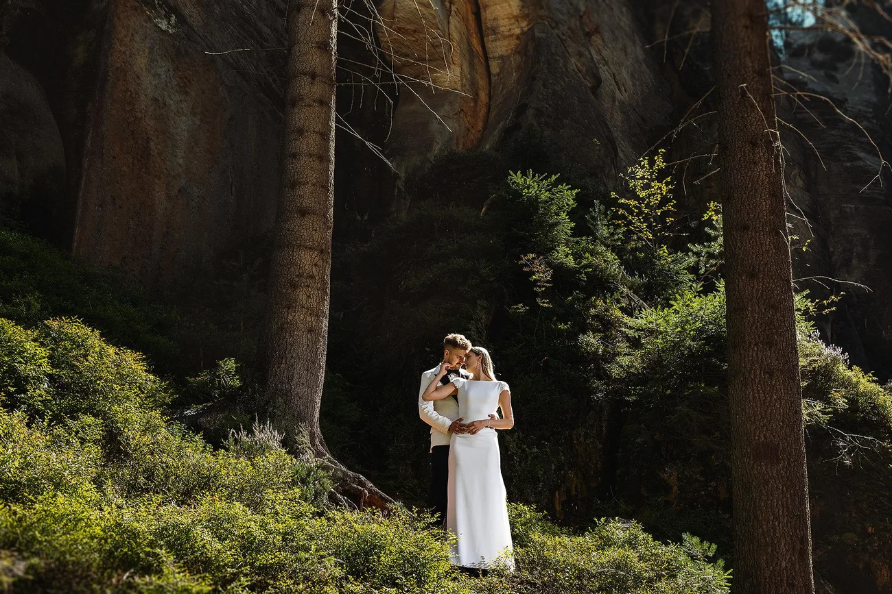 Pamiątka na całe życie - sesja plenerowa w Adršpach