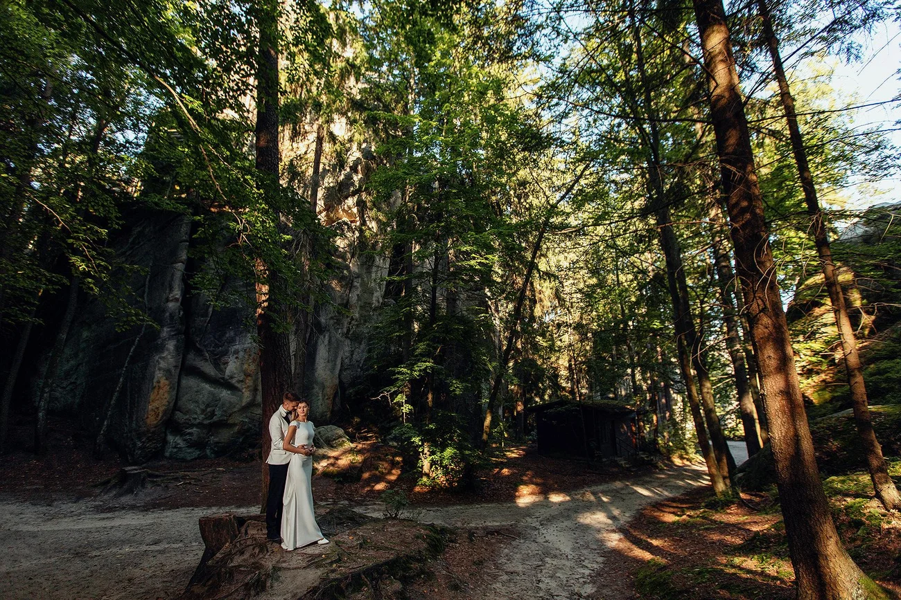 Romantyczny plener ślubny w Adršpach