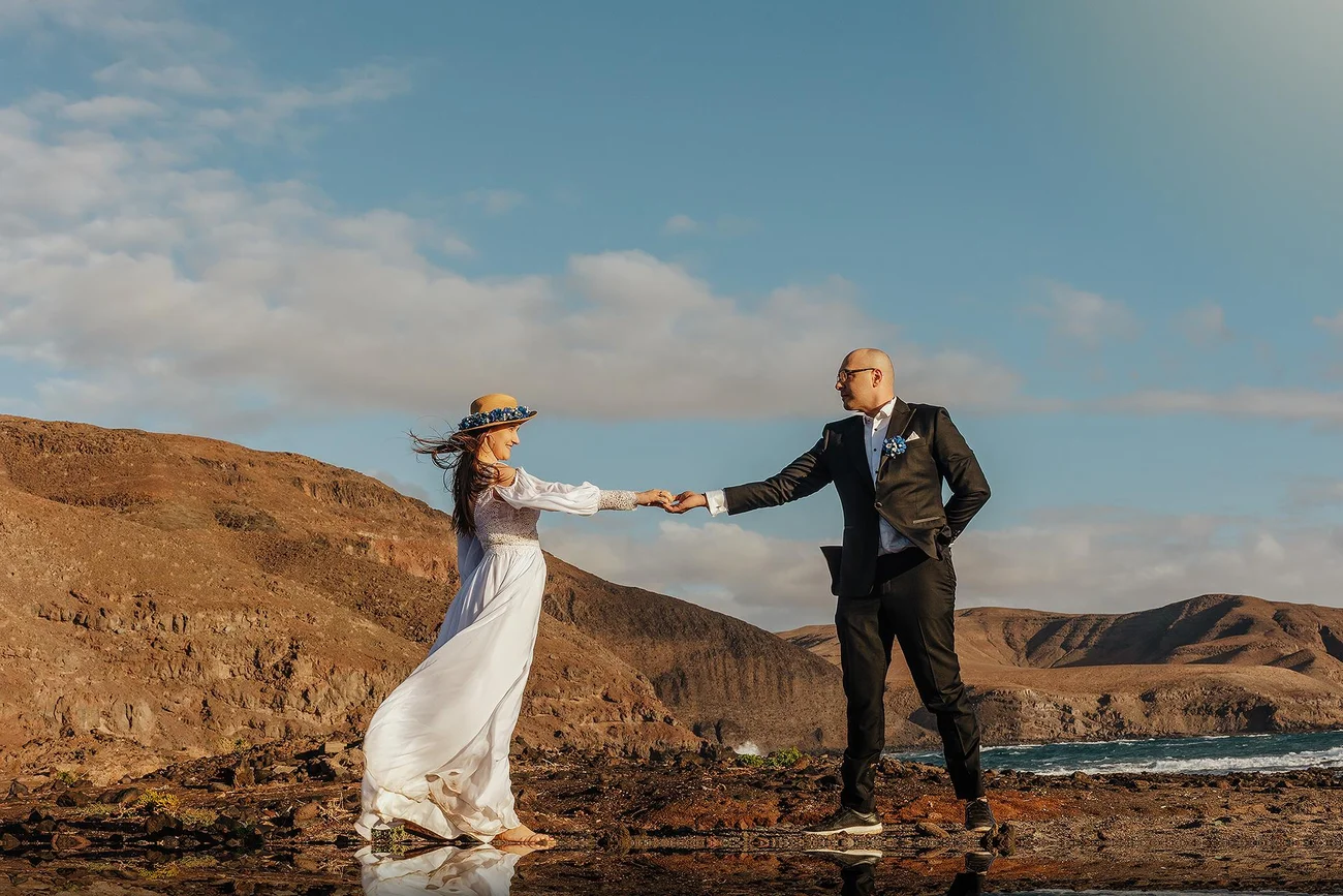 Wschód słońca na Fuerteventurze - pierwszy taniec