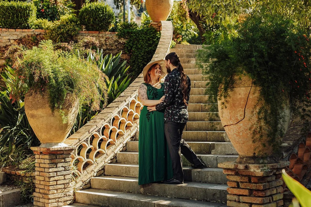 Para młoda + Villa Comunale Di Taormina