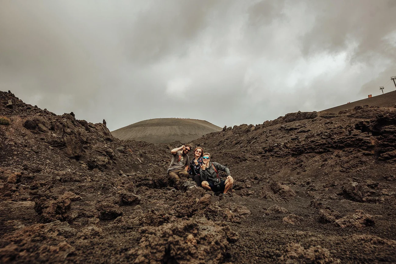 Wspólna fotografia na wulkanie Etna
