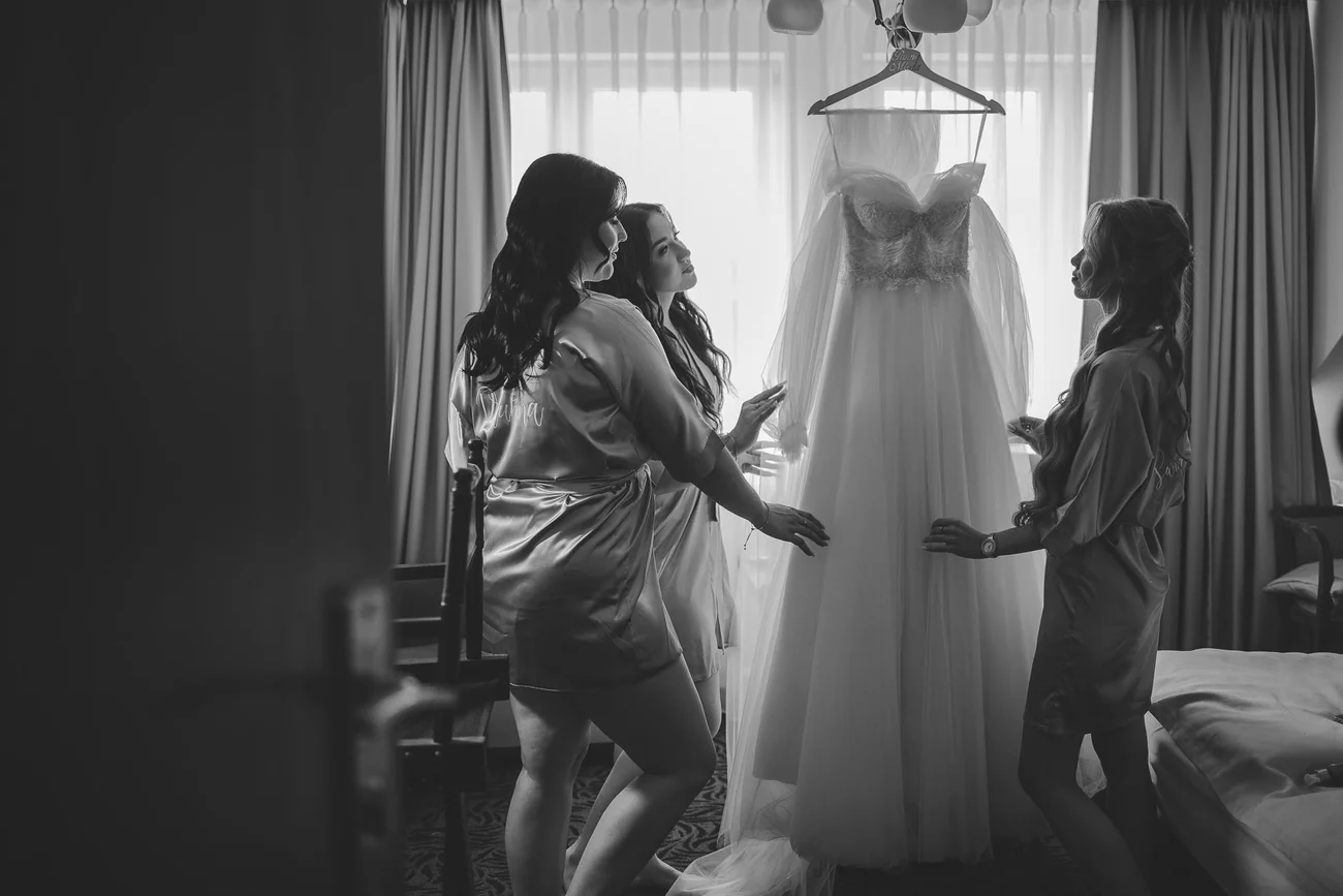 Druhenki przy sukni ślubnej