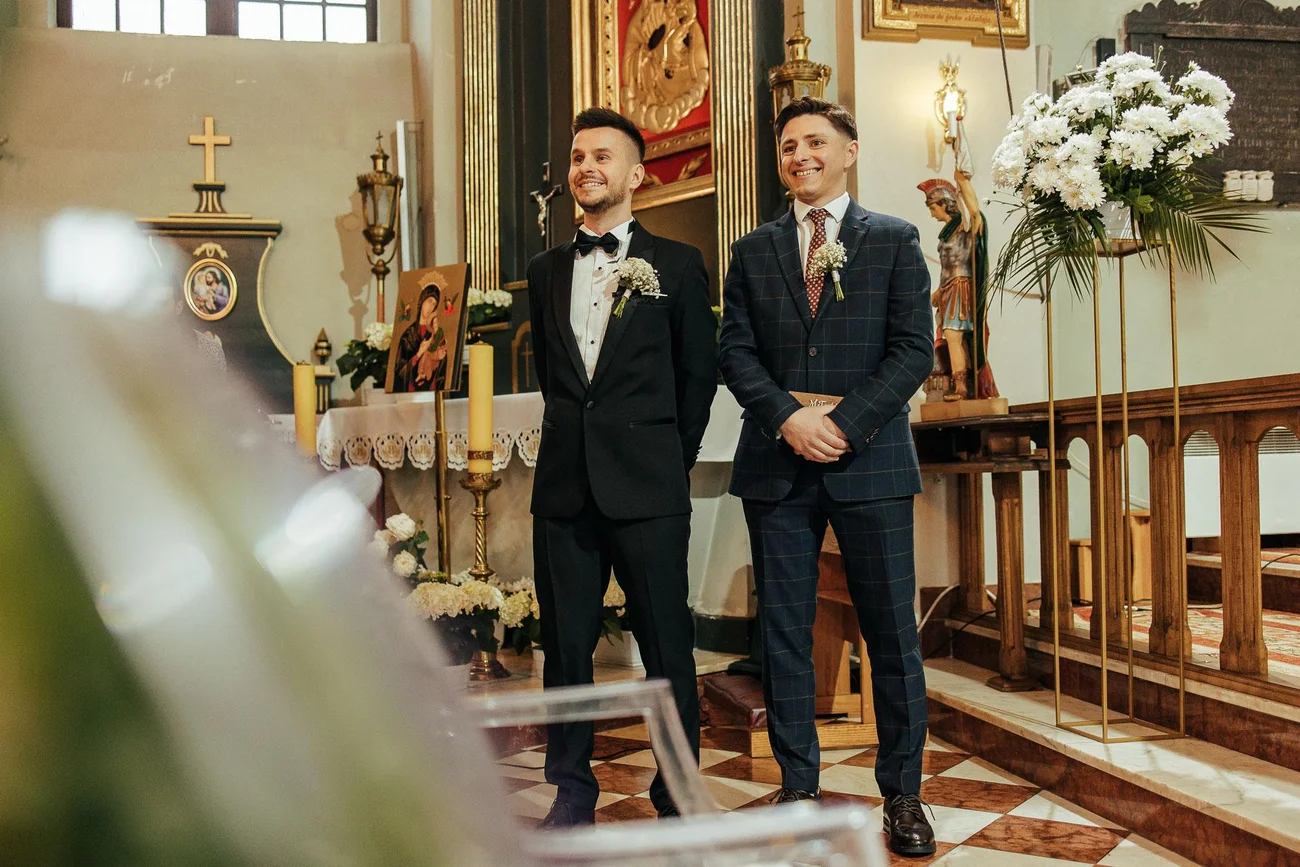 Czekający pan młody