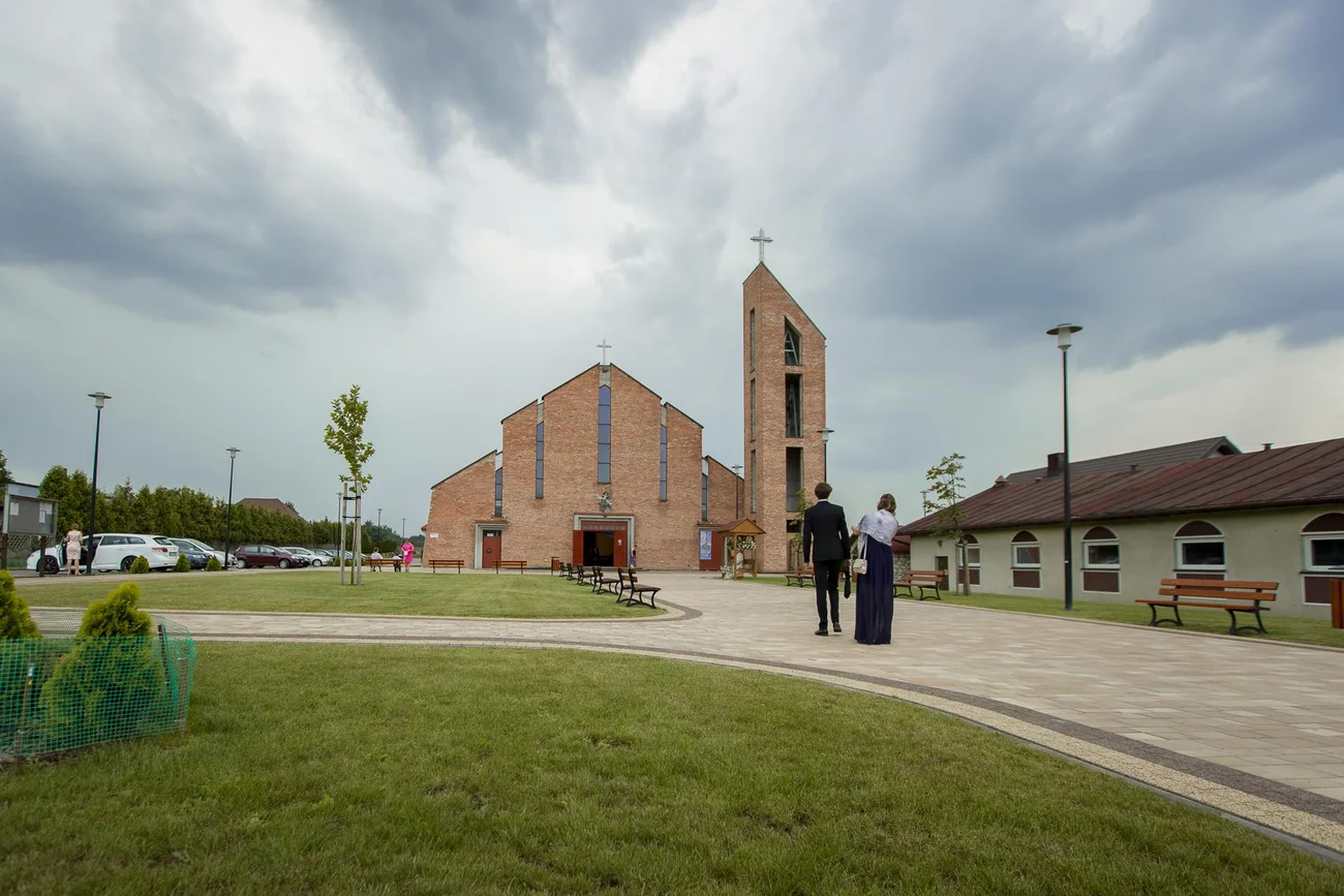 Kalina i Damian - ślub w parafii Pajęczno