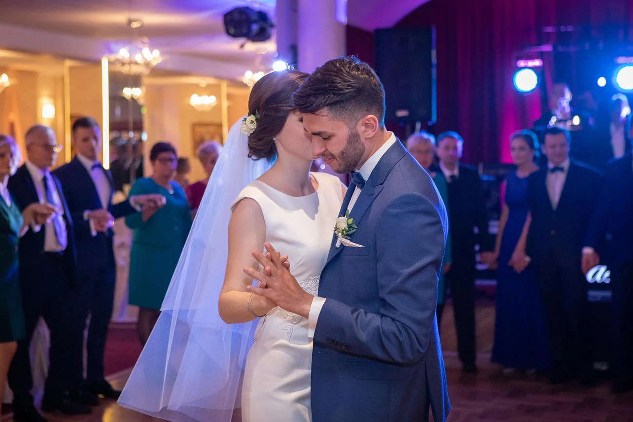 Nowożeńcy pierwszy taniec