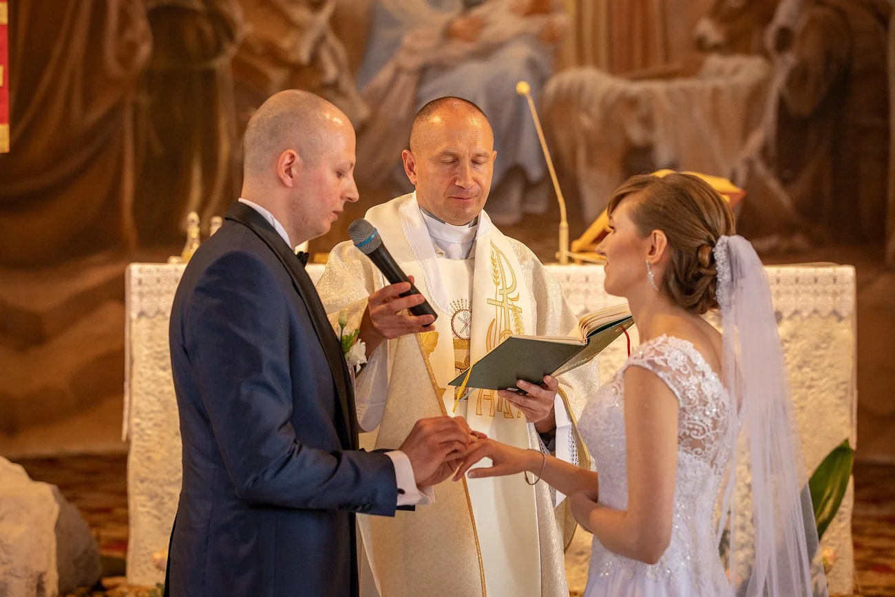 Zakładanie obrączek