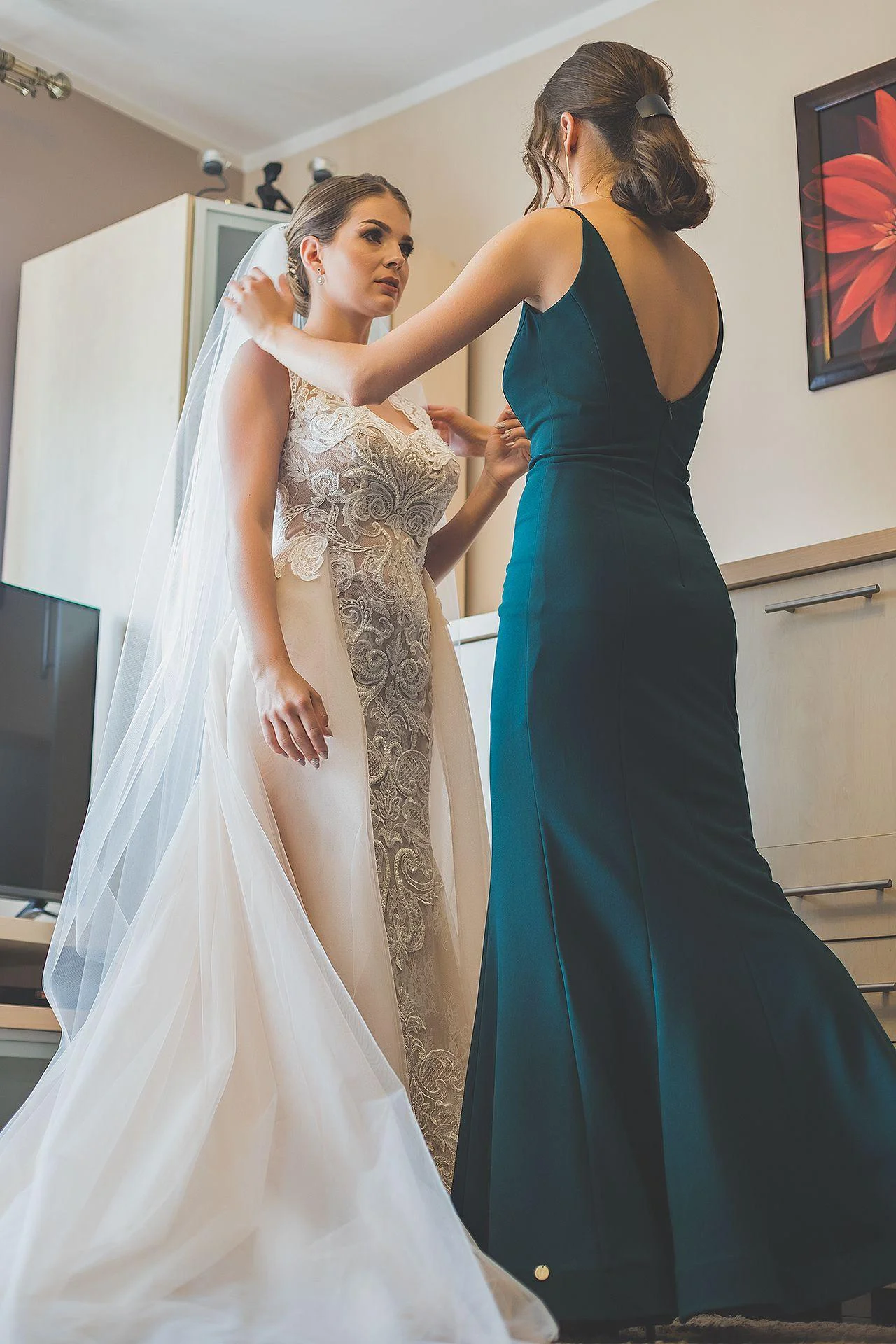 Panna młoda i świadkowa - reportaż ślubny