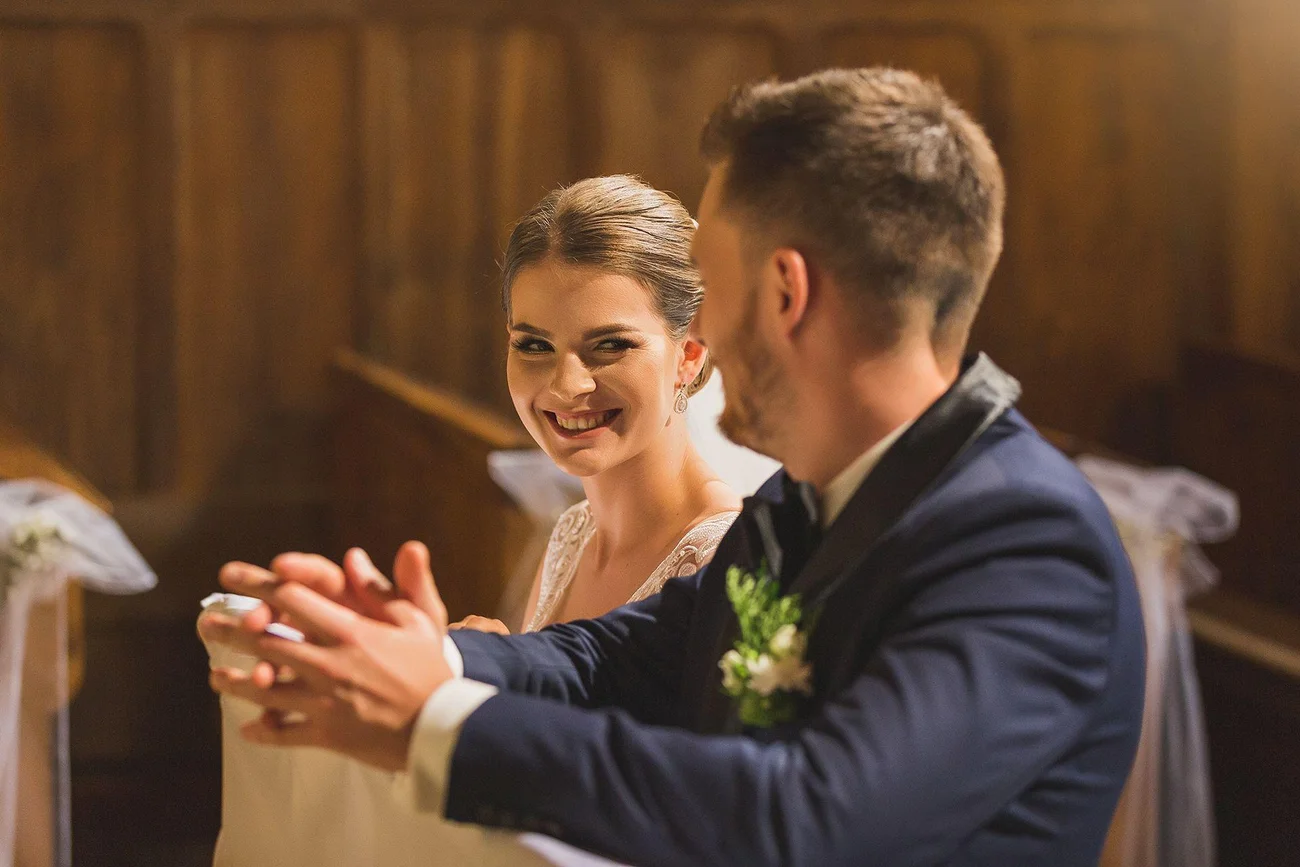 Uśmiechnięta Pani Młoda