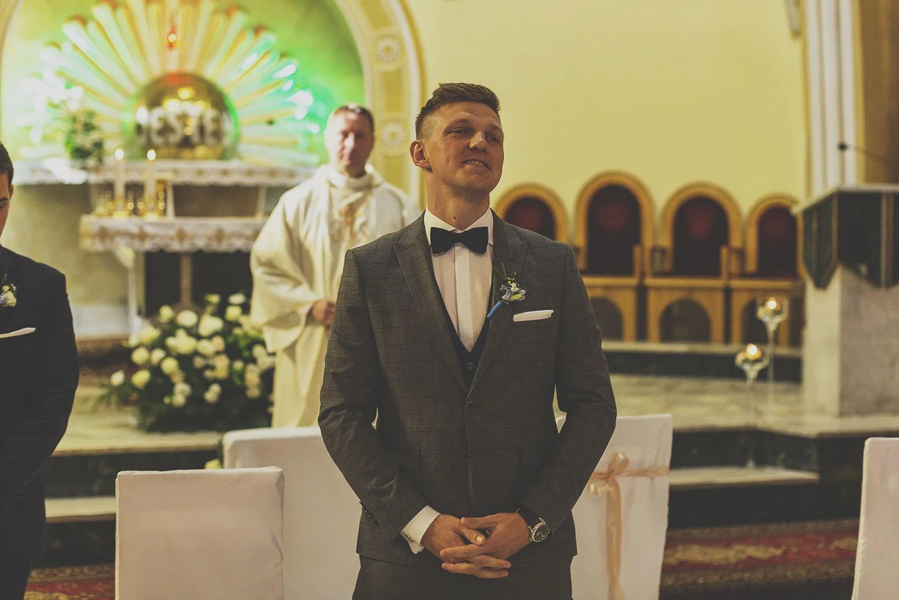 Czekający pan młody