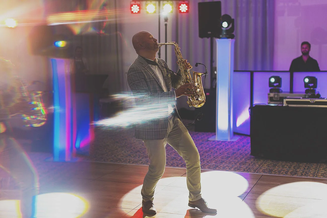 Saxofon na weselu