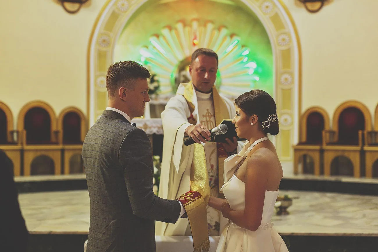 Zakładanie obrączek